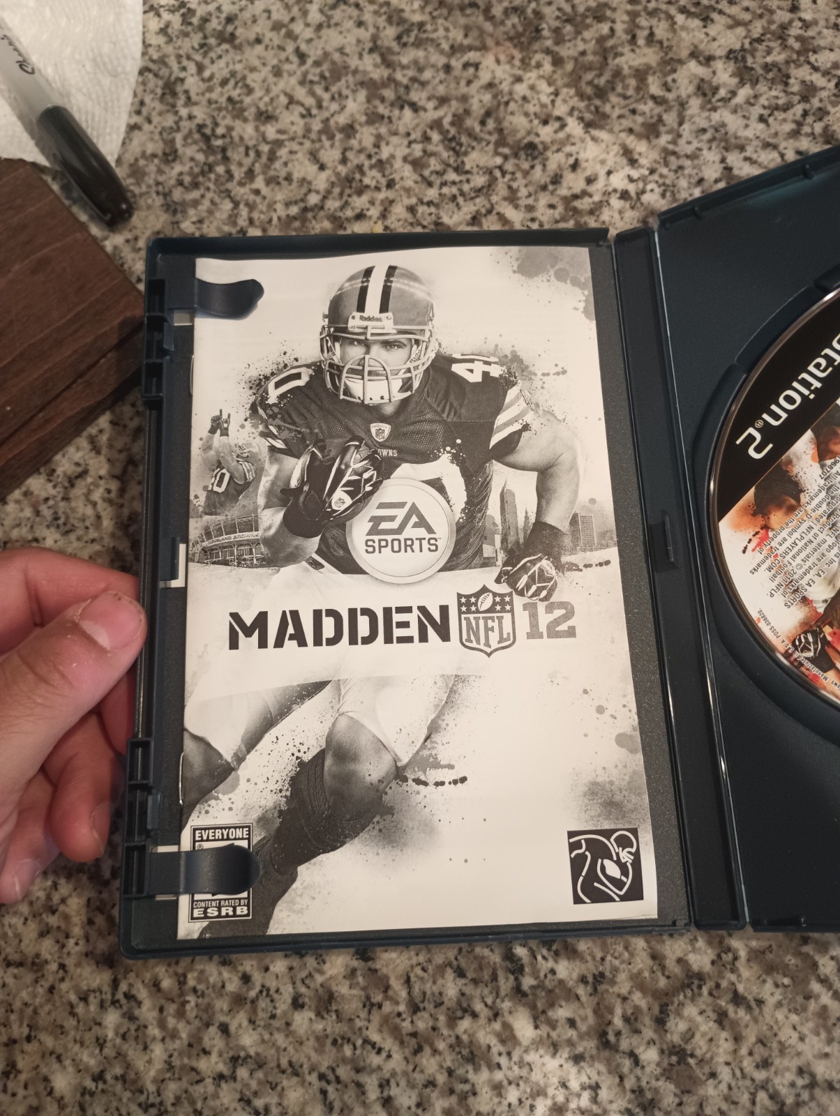 Madden NFL 12 (Sony PlayStation 2, 2011)