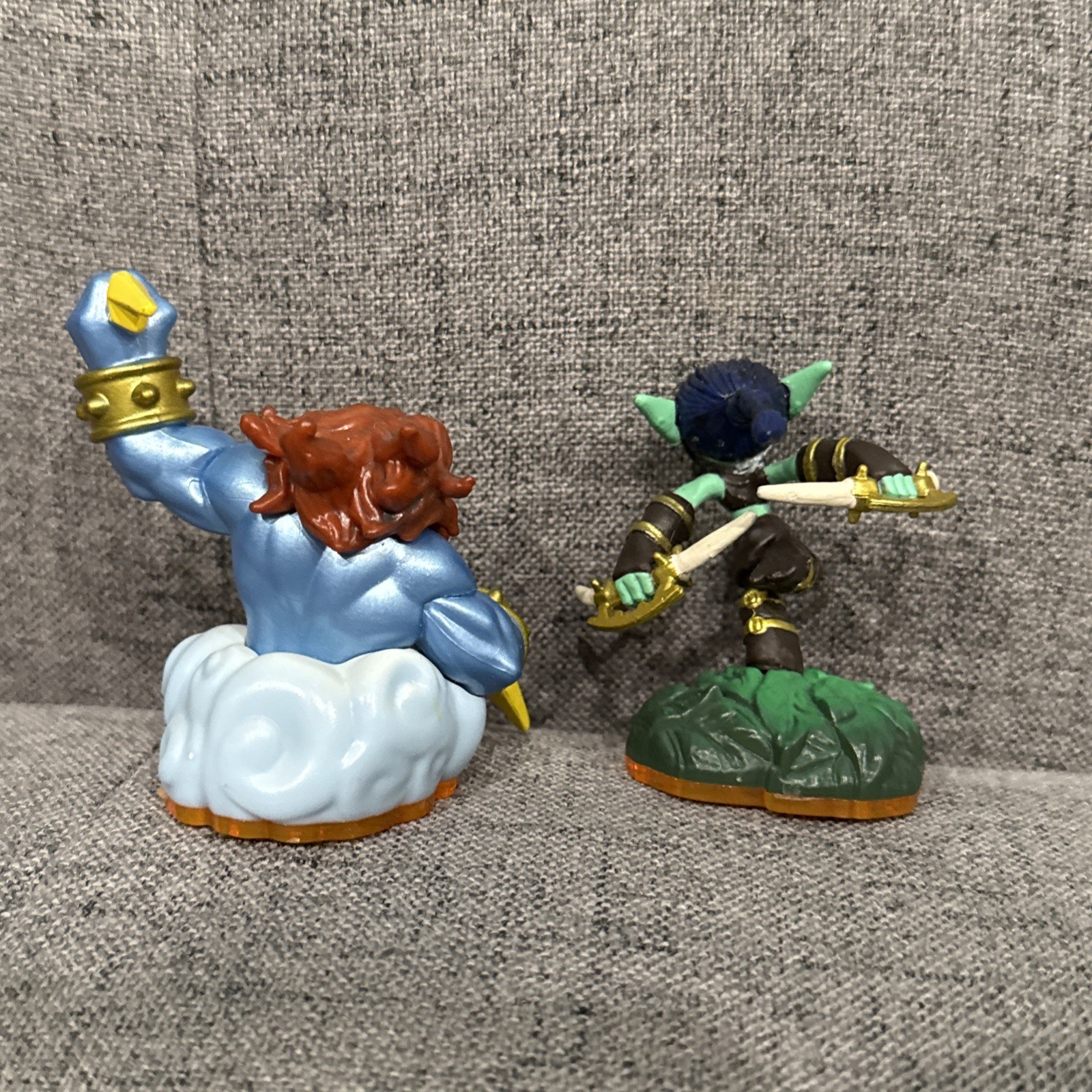 Activision Skylanders – Lot of 2 Figures Stealth Elf & Lightning Rod