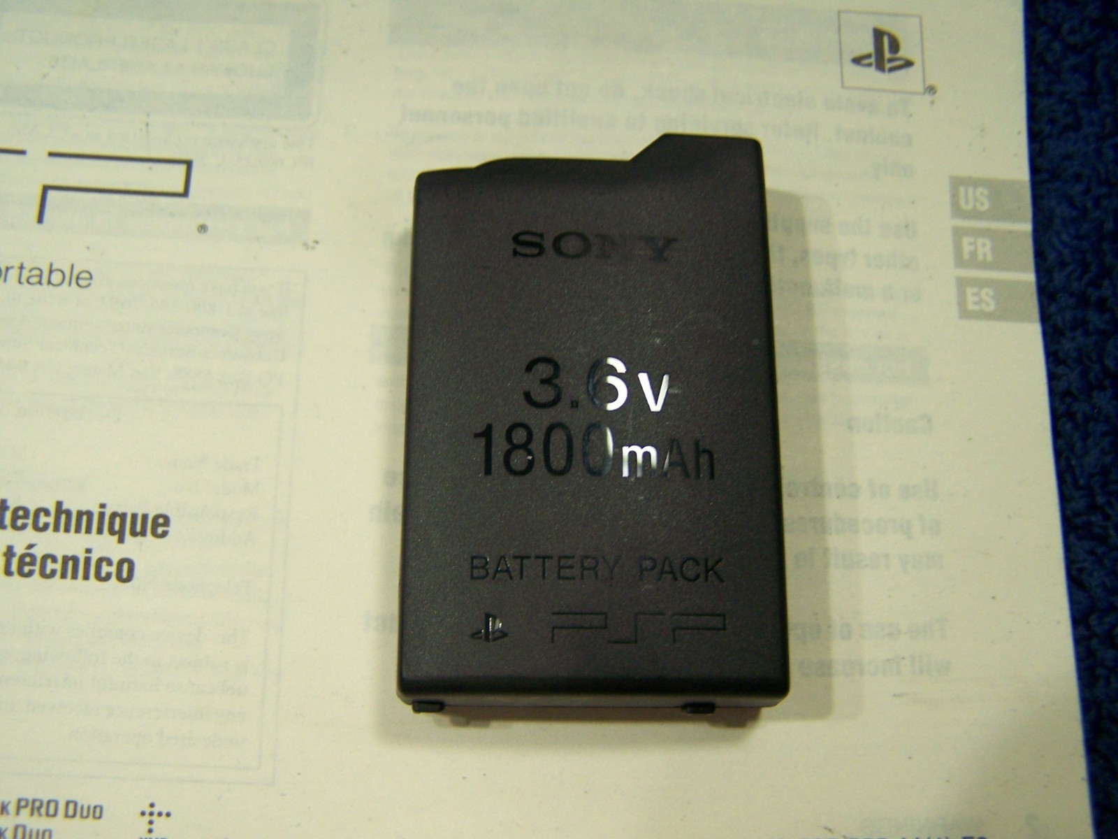 Sony PSP Black Model 1001 with Box, 32MB Card, Dexter Game, Power Cord, Tested