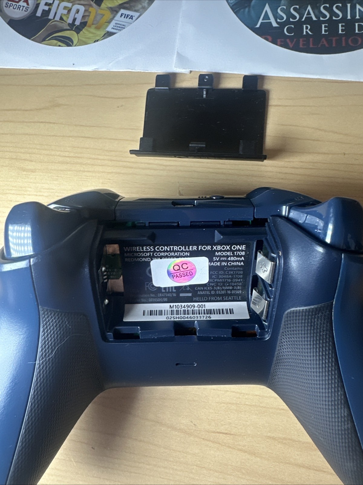 Microsoft Xbox One Wireless Controller 1708 Patrol Tech Blue Special + 7 Games