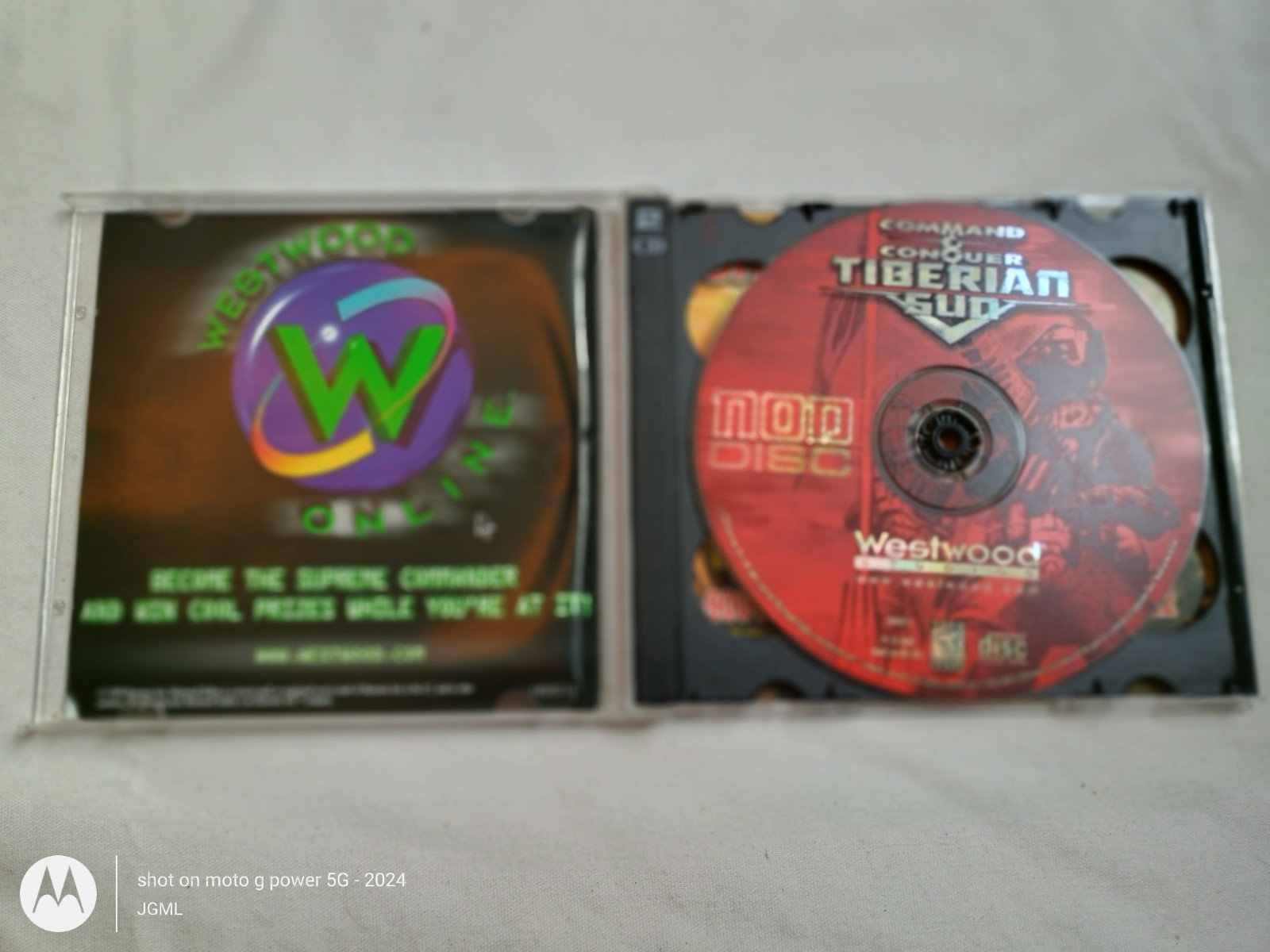 Lot Of 25 2000’s PC CD-ROM Games Command Conquer COD Battlefield Tested W/Codes