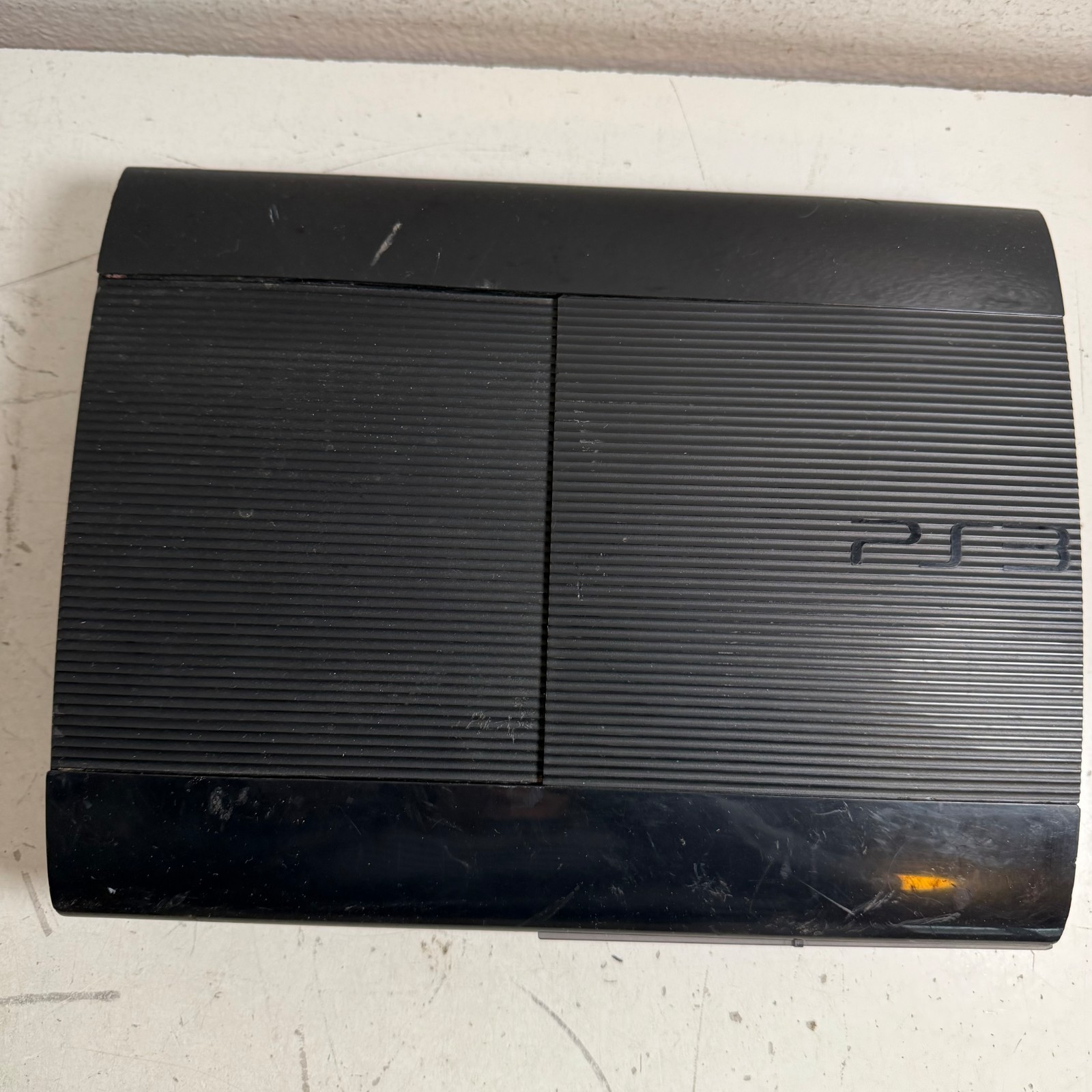 Sony PlayStation 3 CECH-4001B 250gb Black Video Gaming Console With Controller