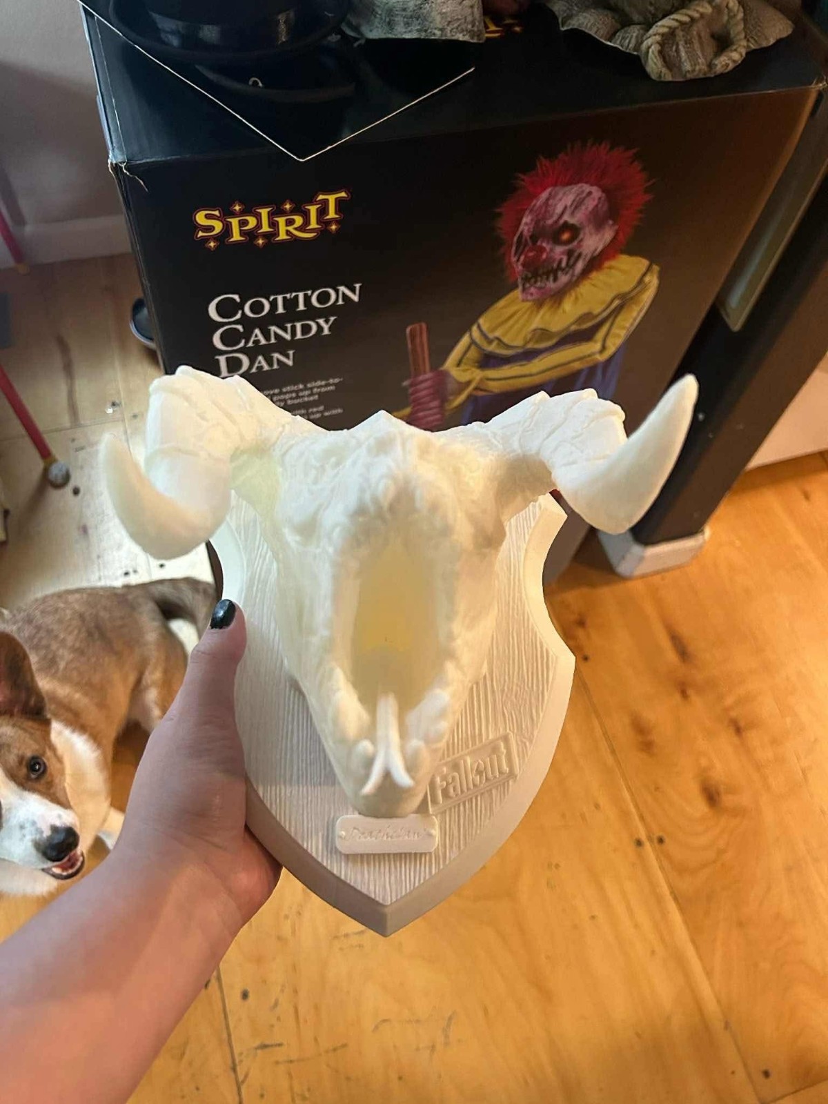 Fallout Mounted Deathclaw trophy 3D printed hand painted