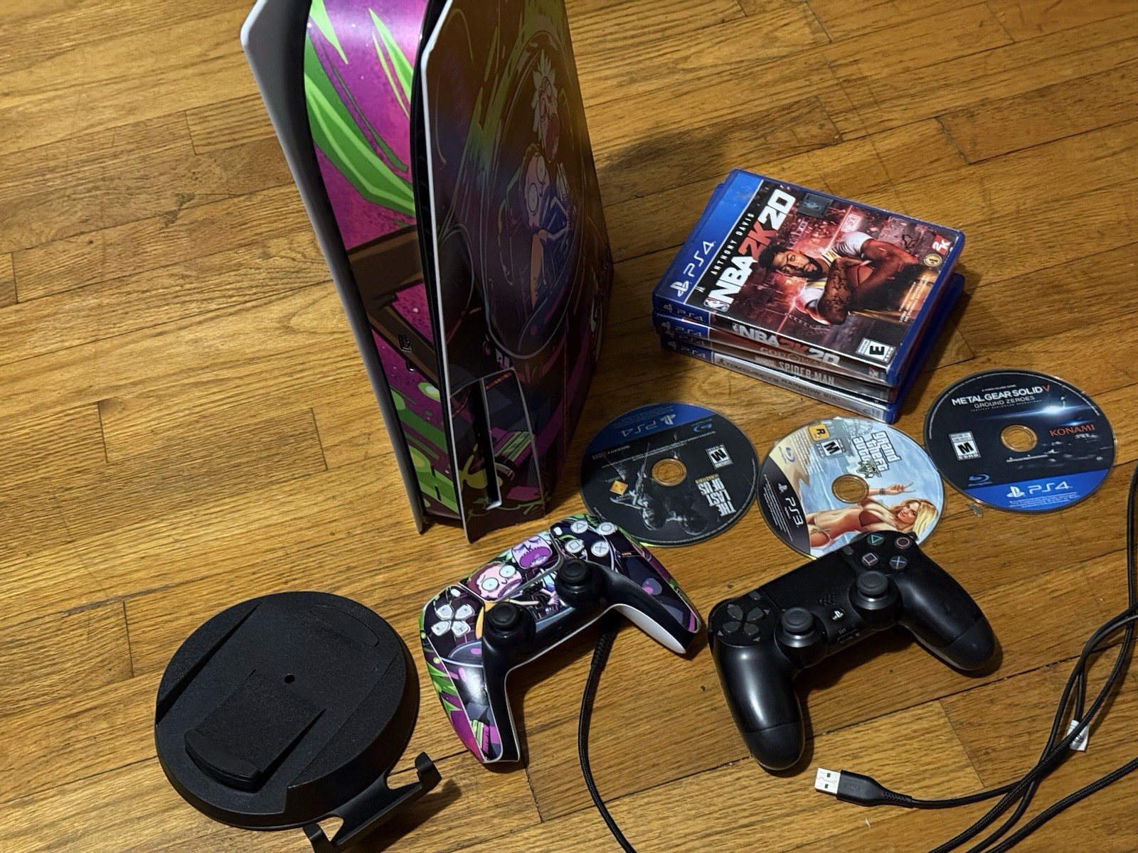Custom Rick And Morty Sony PlayStation 5 Standard Edition With All Accessories.