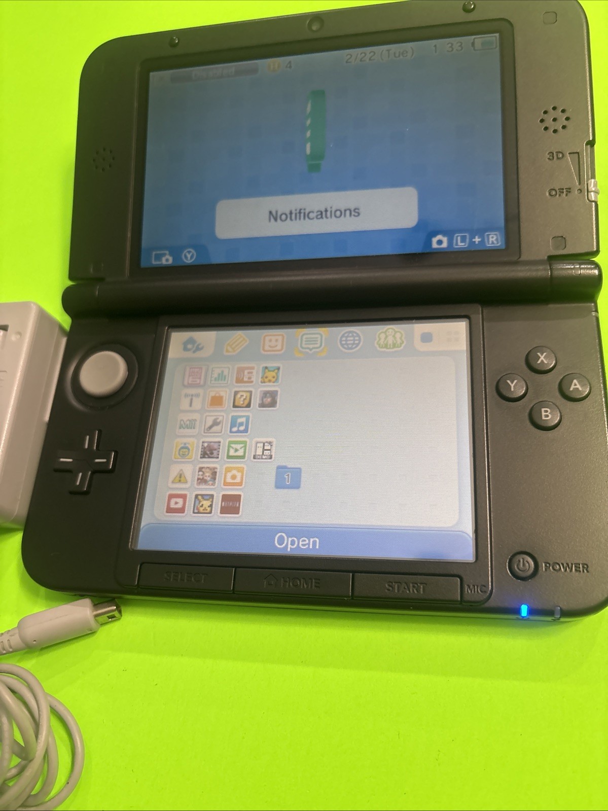 Official Nintendo 3DS XL Blue Tested Working Crack in D-Pad OEM Charger