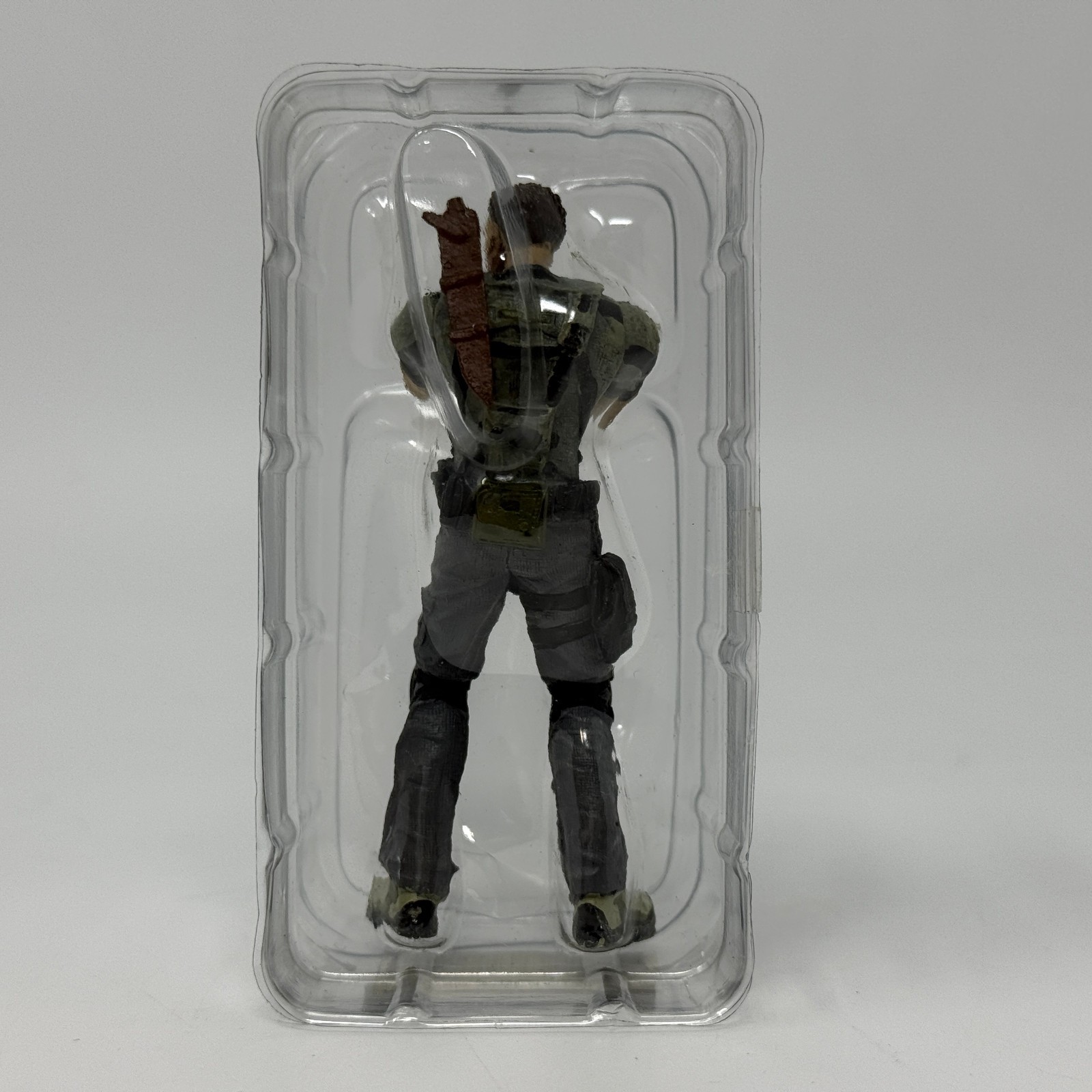 Resident Evil 5 Collector’s Edition 3″ Chris Redfield Action Figure *BROKEN* 6f