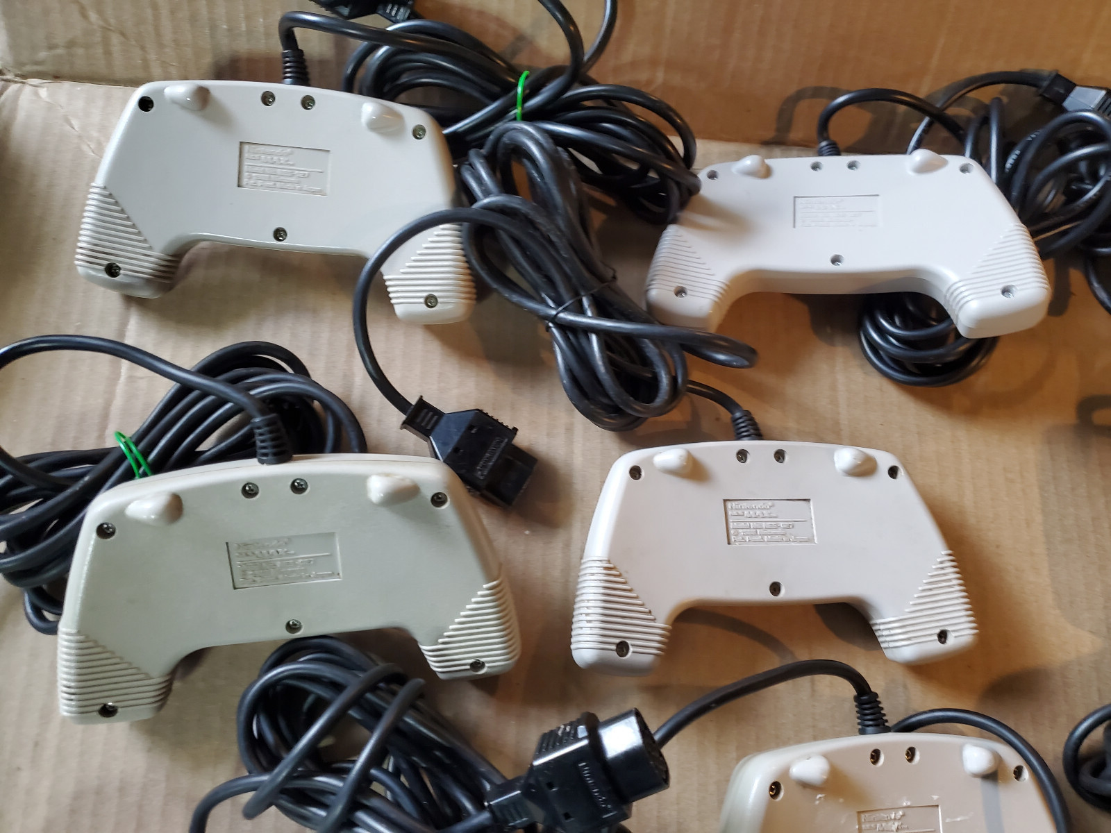 Lot of 9 Nintendo NES-027 NES MAX Controllers Tested