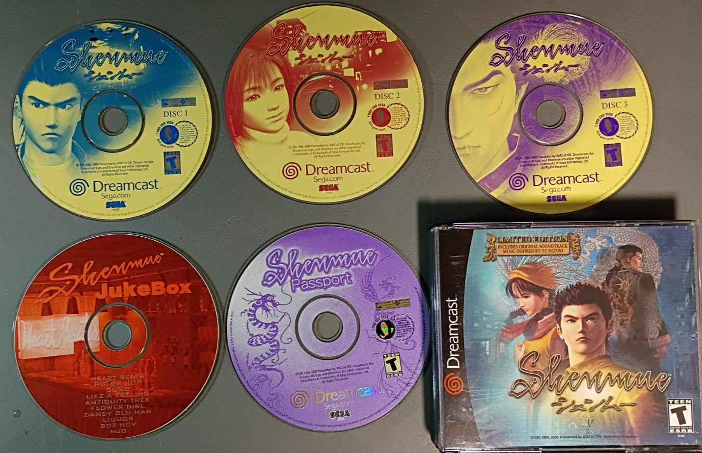 Shenmue for SEGA Dreamcast 2000, 5 Disks NO PASSPORT NO MANUAL