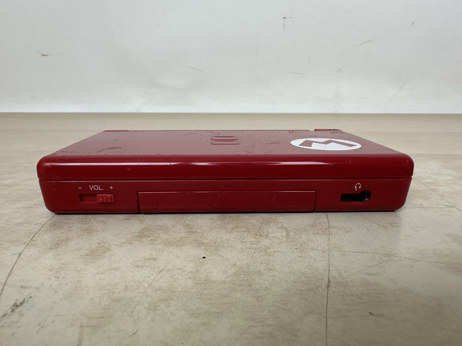 Nintendo DS Lite Mario Edition Console w/ Charger & GBA Cover: WORKS! BAD HINGE!