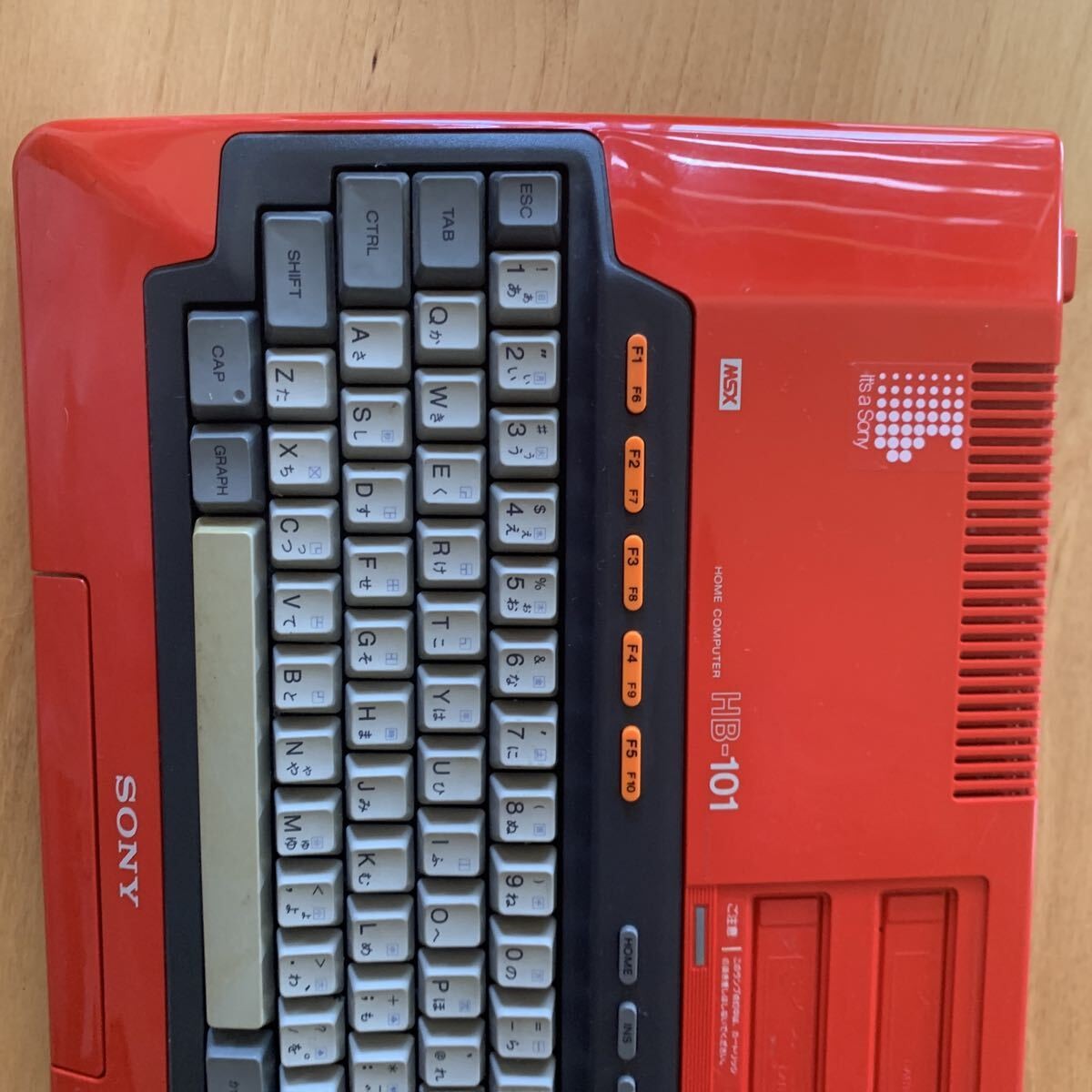 SONY HITBIT HB-101 MSX Home Computer Red From Japan