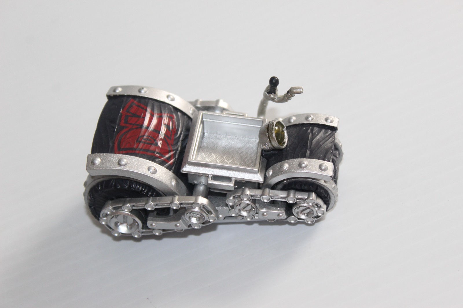 Skylanders Superchargers Donkey Kong Dark Barrel Blaster Vehicle