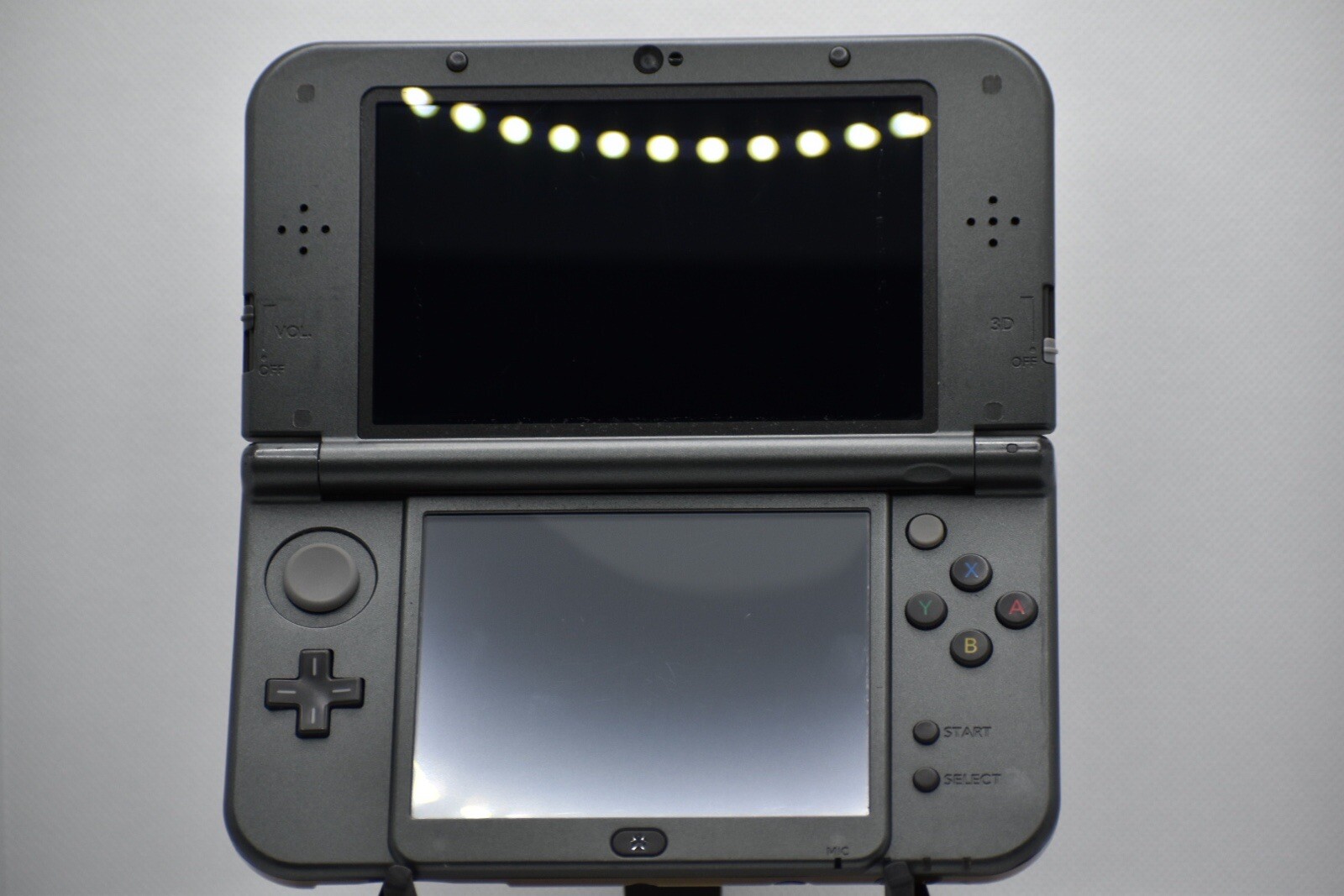 New Nintendo 3DS XL Hyrule Edition
