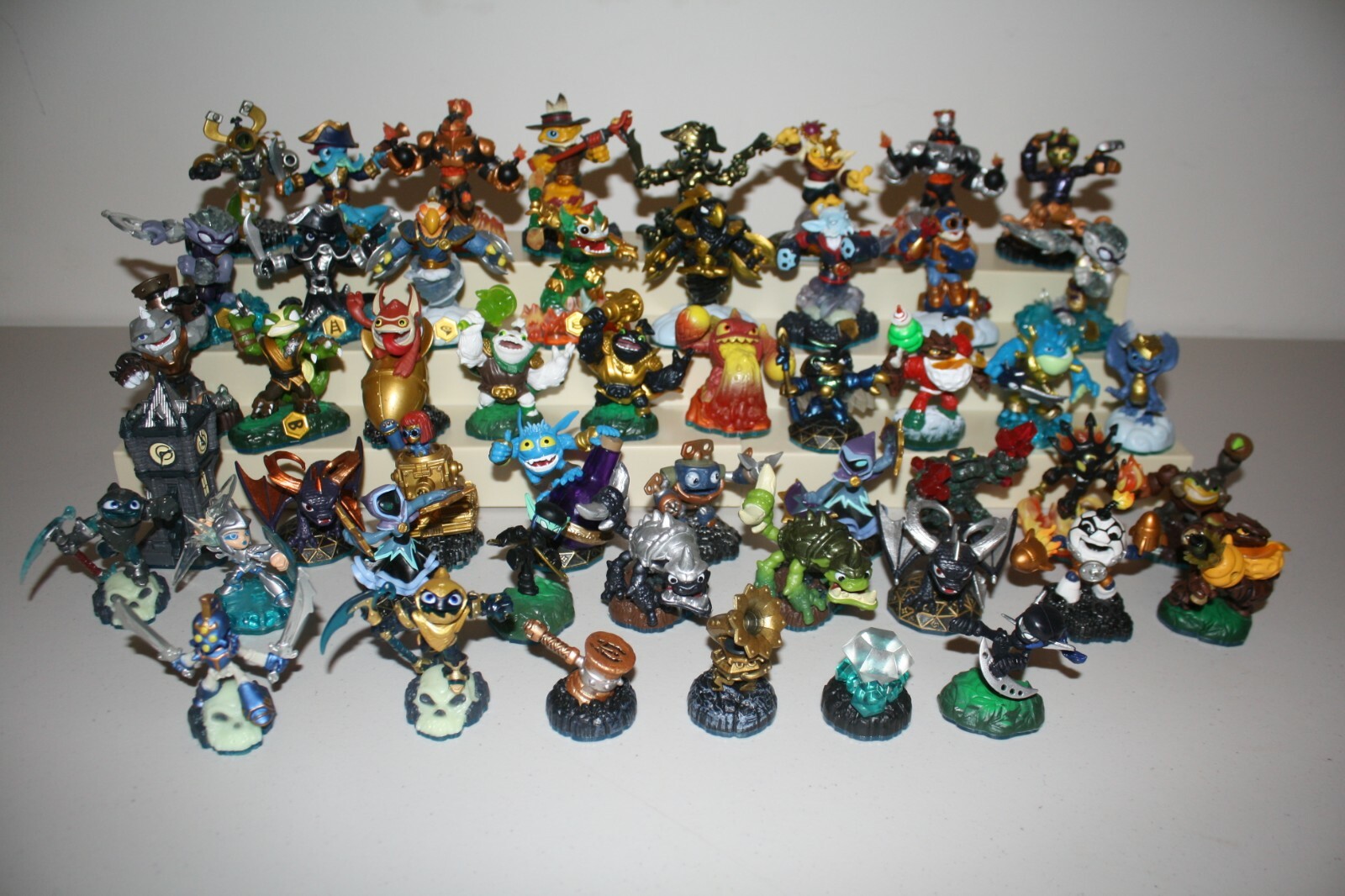 Skylanders Swap Force Figures Buy 4 Get 1 Free Finish Your Set Free Shipping