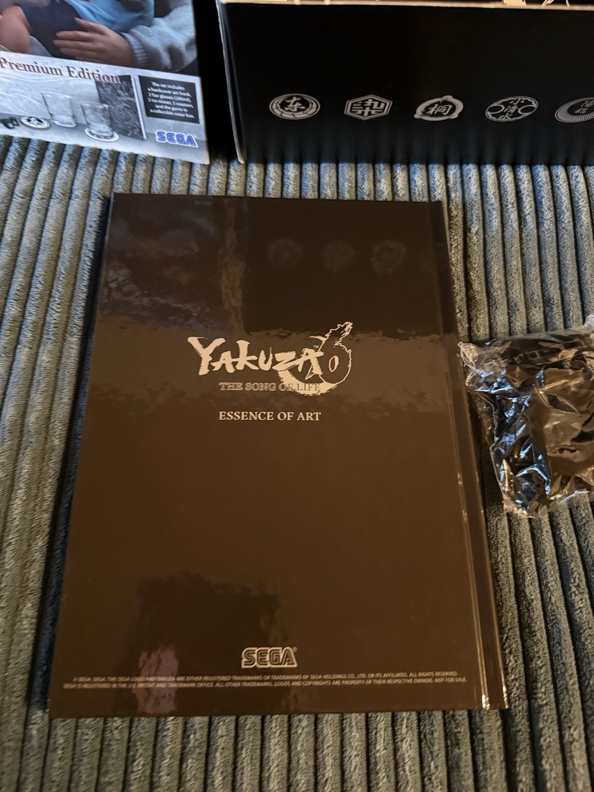 Yakuza 6 The Song of Life After Hours Premium Edition PS4 OPEN MISSING ITEMS