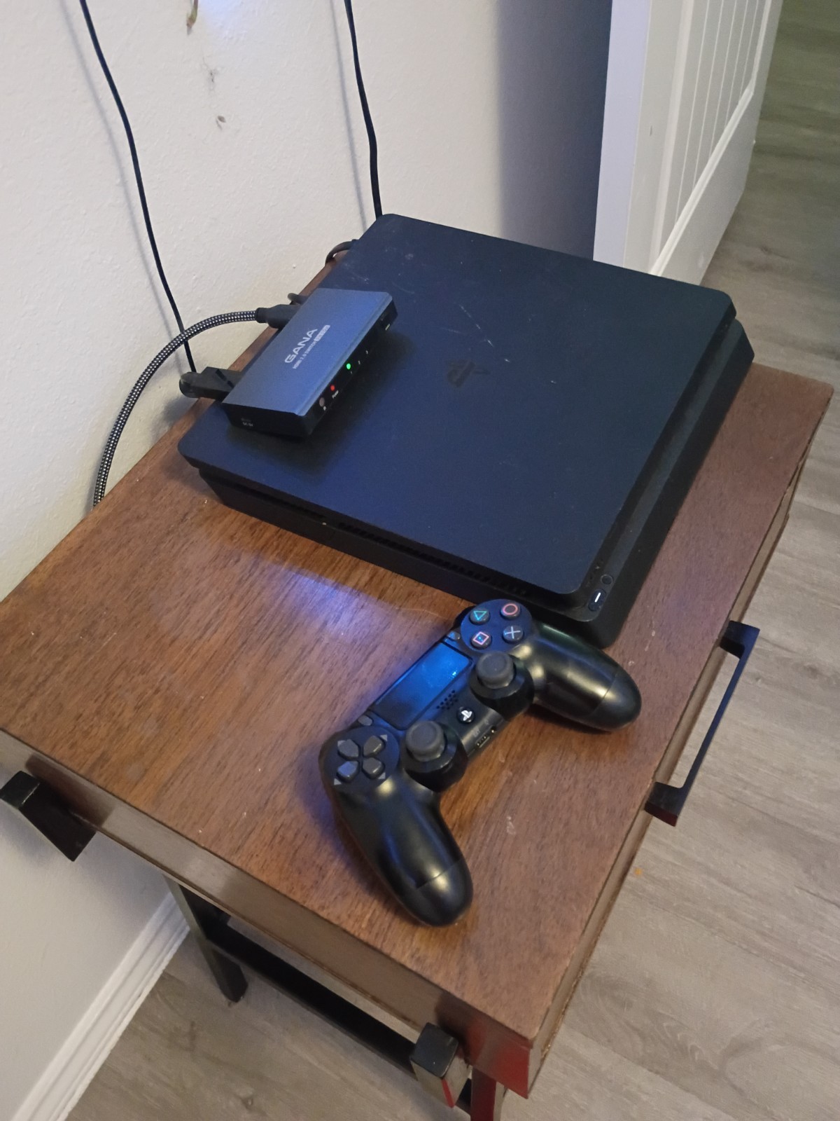 Sony PS4 slim, 500gb, 1 controller, and extra hard drive