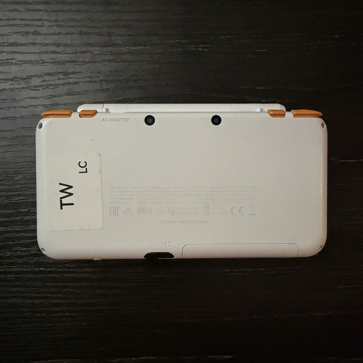 Nintendo New 2DS LL/XL Handheld System White/Orange [READ DESCRIPTION]