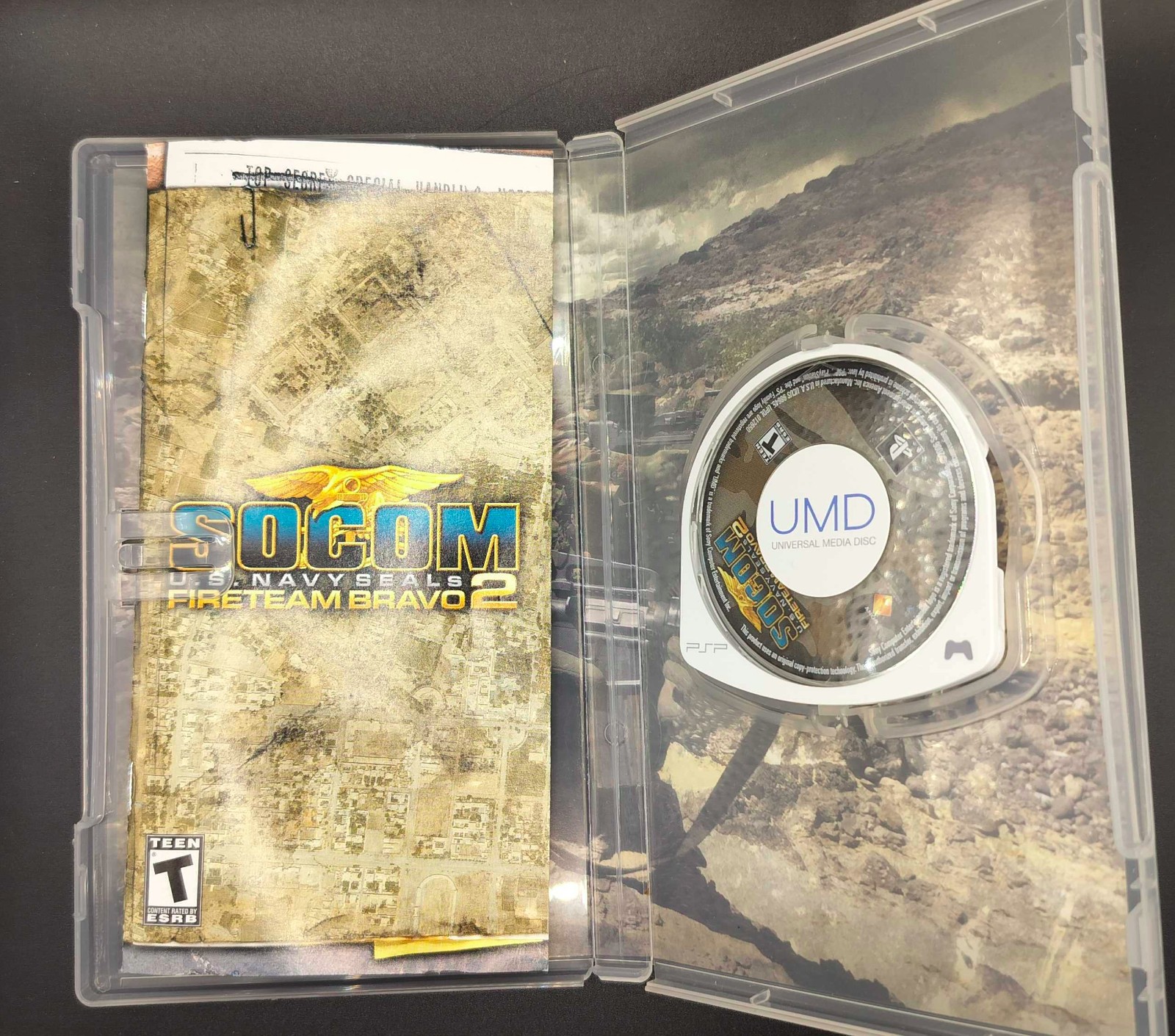 SOCOM: Navy Seals Fireteam Bravo 2 PSP ***Parts or Repair ONLY*** see pictures