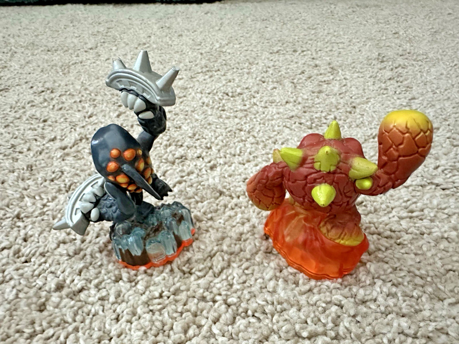 Skylanders: Spyro’s Adventure/Giants Figures(set of 13) w/ Portal of Power + USB