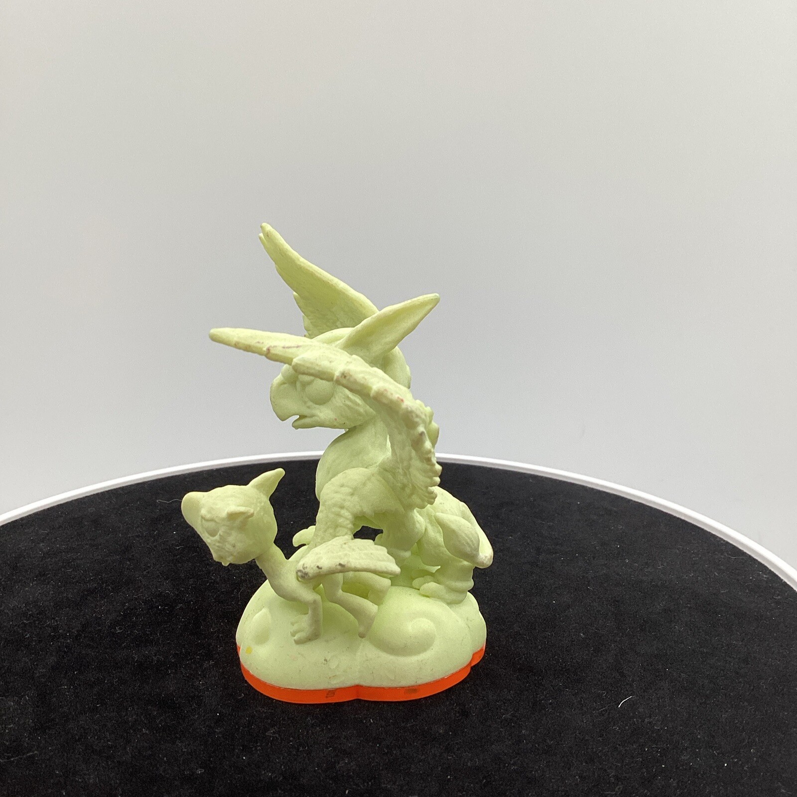 Skylanders Giants Sonic Boom Glow-in-the-Dark Figure Activision 84504888 G
