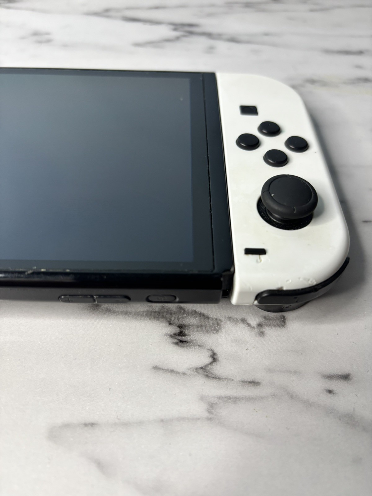 Nintendo Switch OLED HEG-001 Console + 64 GB MicroSD-Read Description