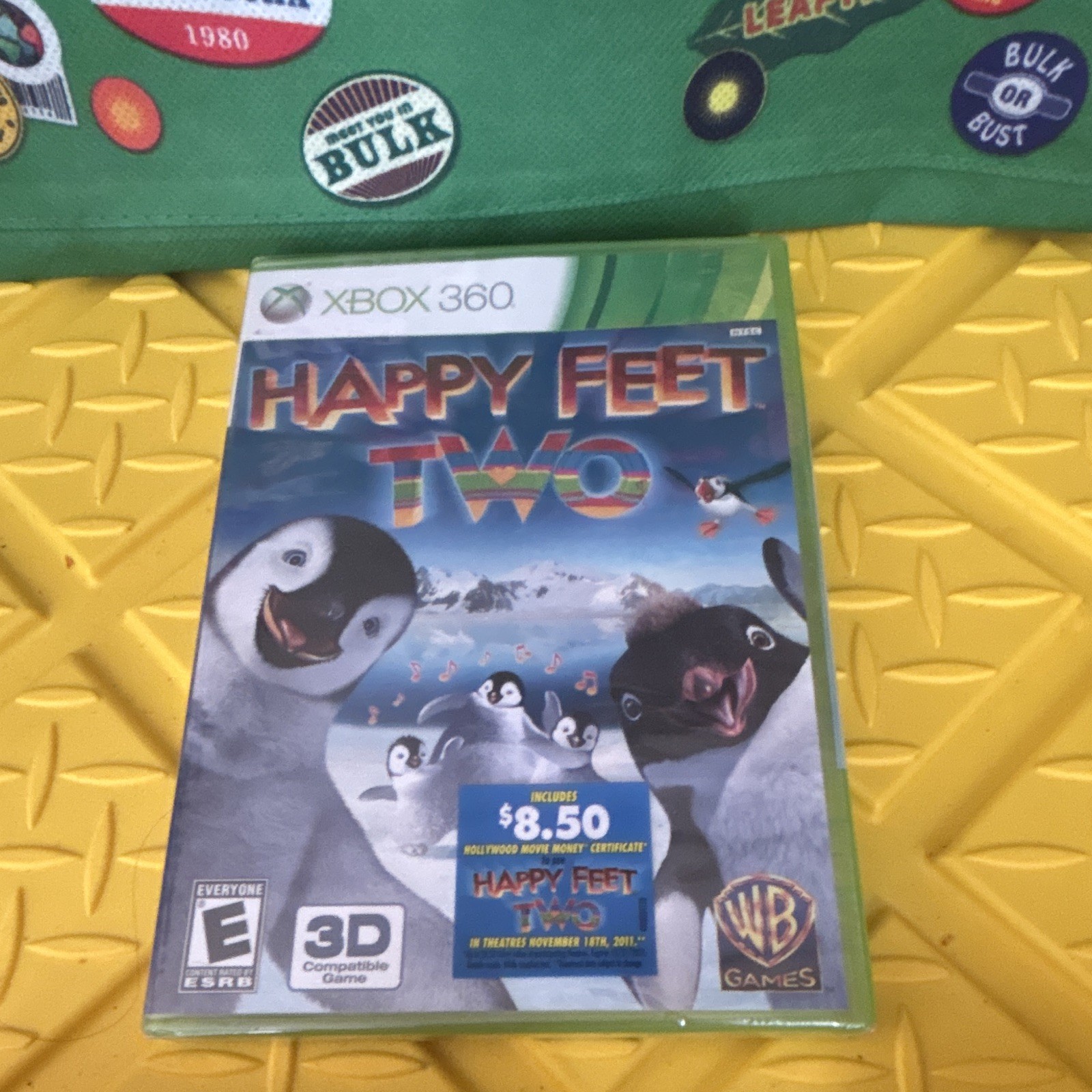 WB Games Happy Feet Two Microsoft Xbox 360 Multiplayer 3D Compatible E NTSC 2011