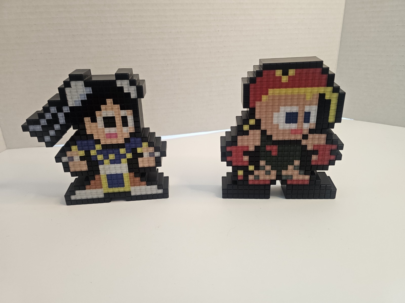 Pixel Pals – Chun-Li-Cammy Set Street Fighter – Light Up Display – Capcom –