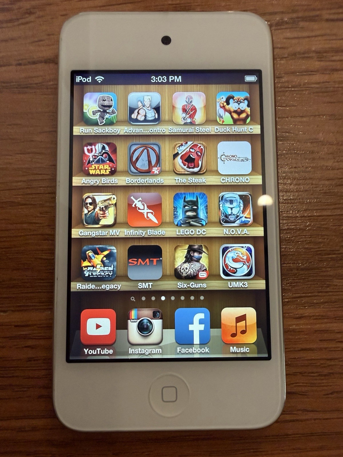 96 Games Ipod Touch 4th 16gb Resident Evil Voltron COD Zombies Retro