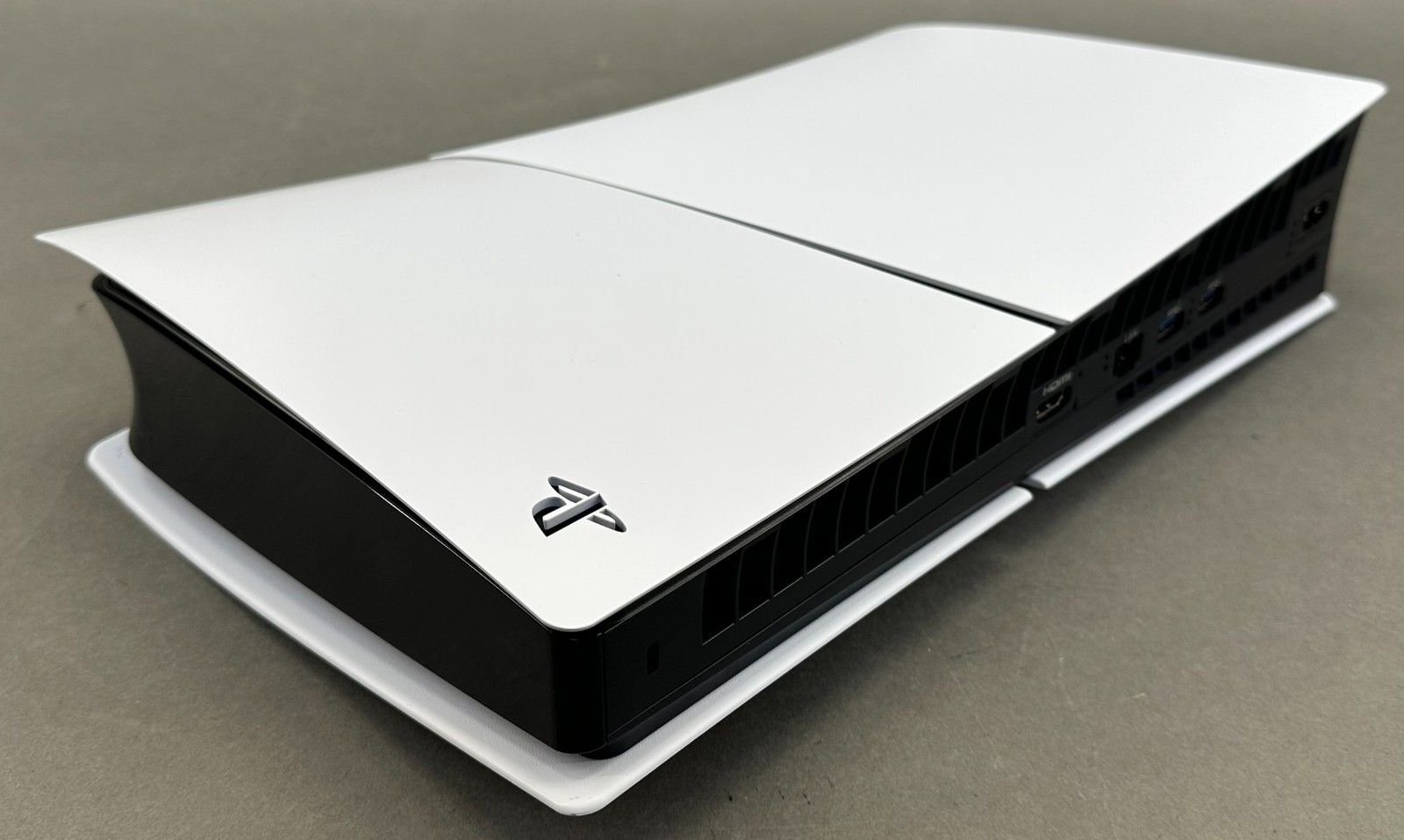 Sony PlayStation 5 PS5 Slim Disc Free 1TB Console Bundle W/ DualSense Controller