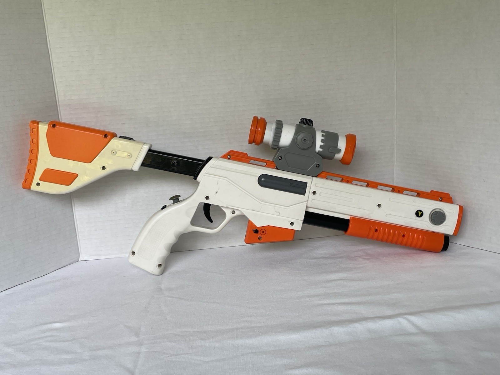 Activision Top Shot Elite Wireless Gun Controller White/Orange Xbox 360