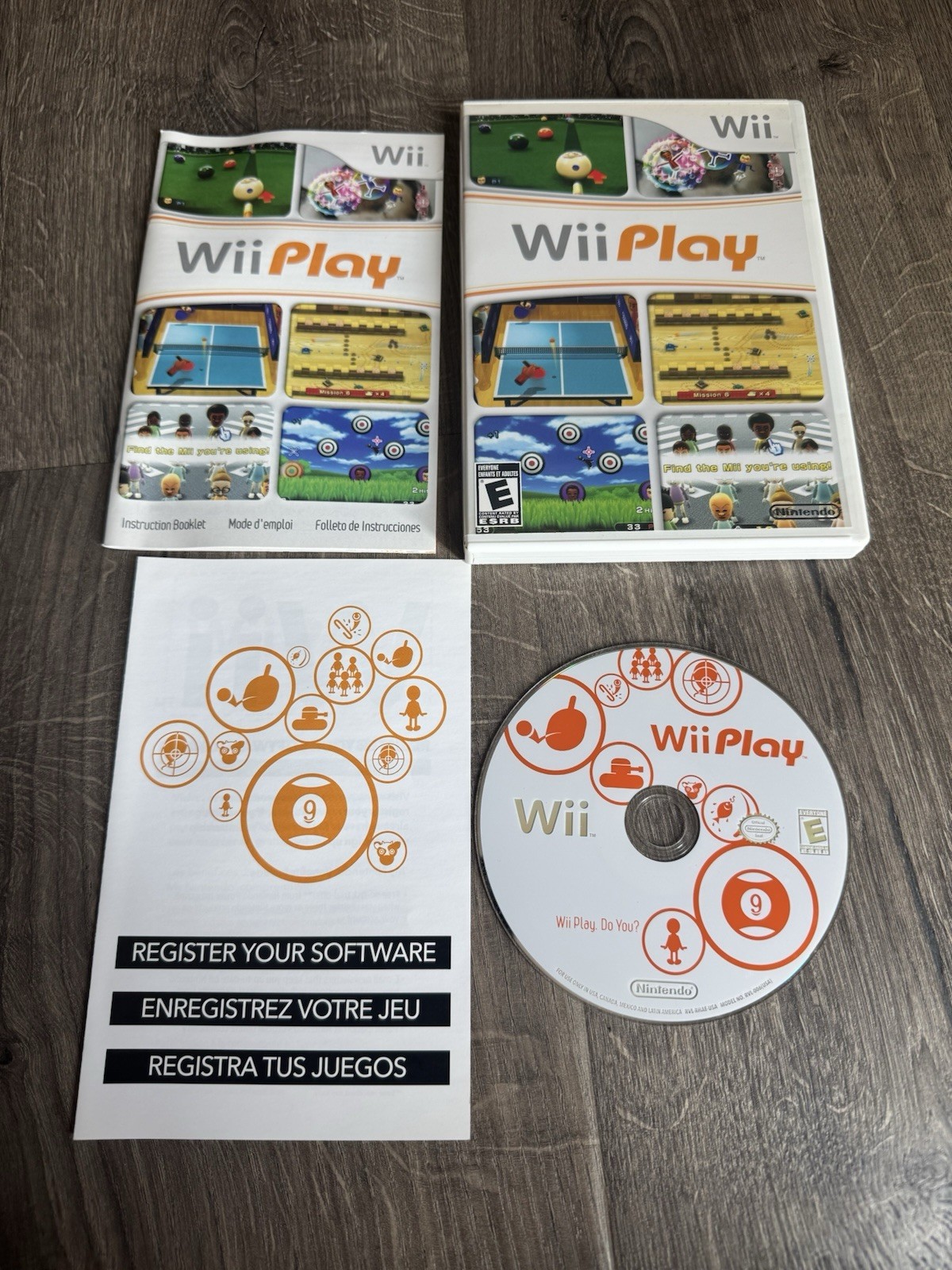 Wii Play Nintendo Game CIB Complete Tested Works