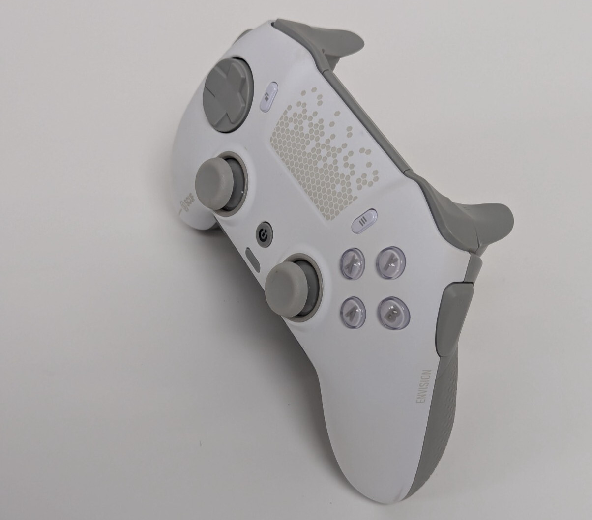 SCUF ENVISION PRO Wireless PC Gaming Controller -White Gray (Missing Dongle)