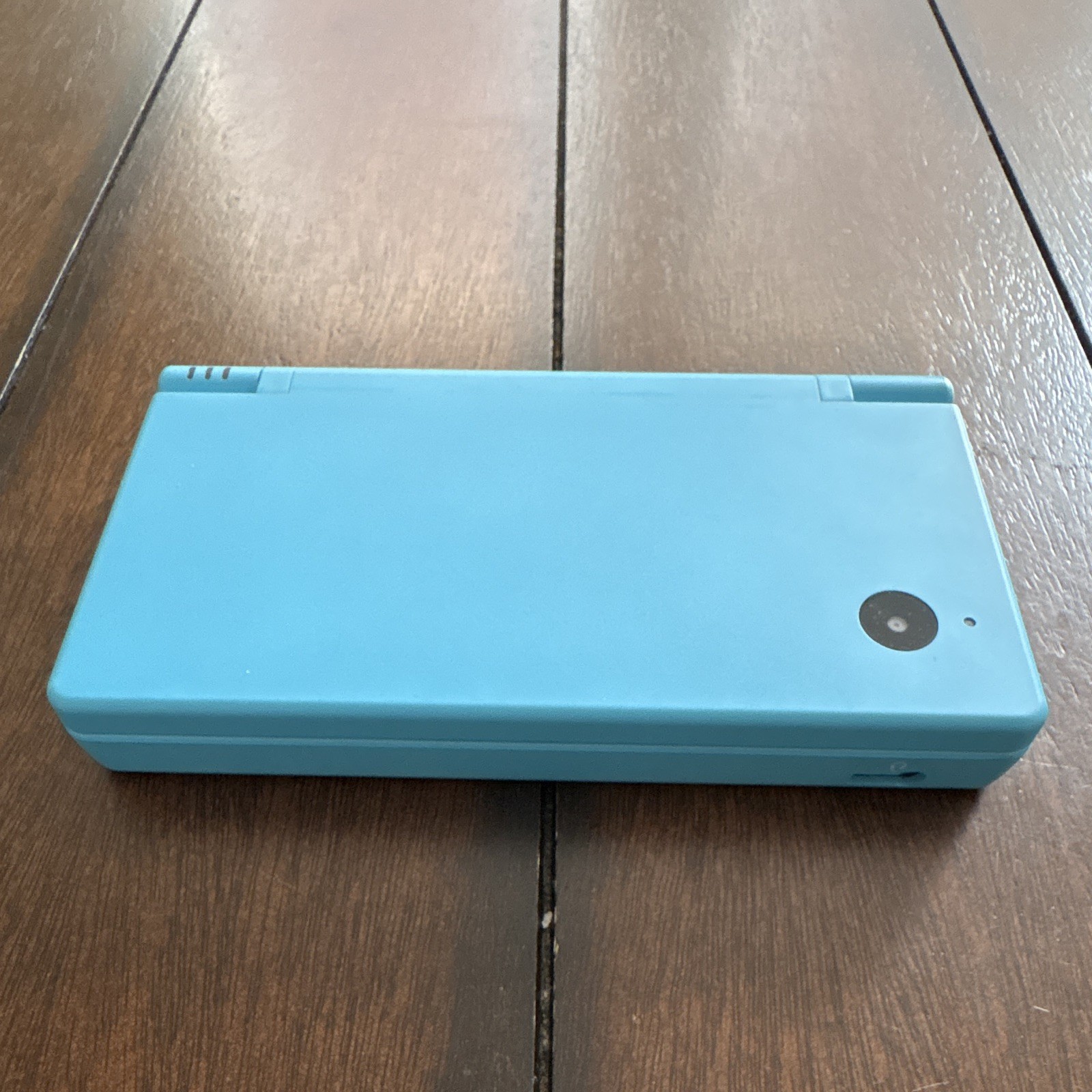 Nintendo DSi Light Blue Handheld Console USG-001