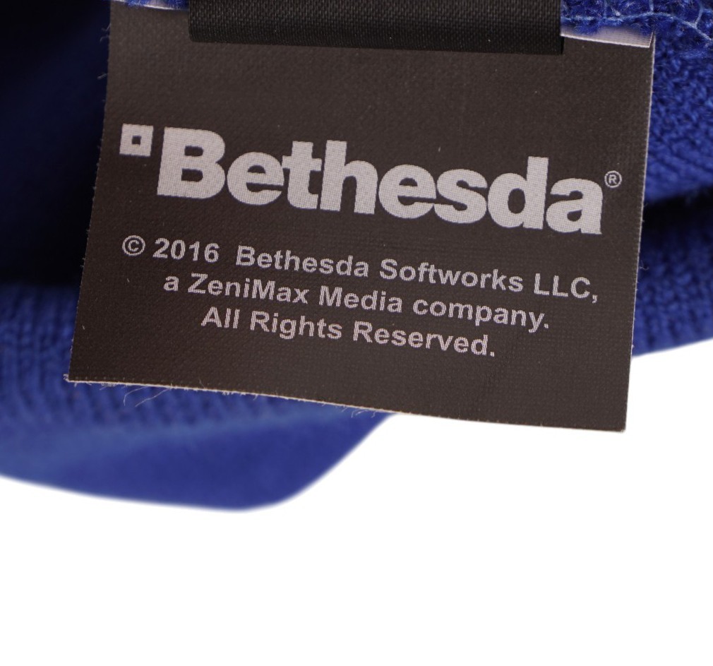 Bethesda Fallout Vault-Tec Vault 111 Beanie Blue & Yellow Stretch Cuffed 2016