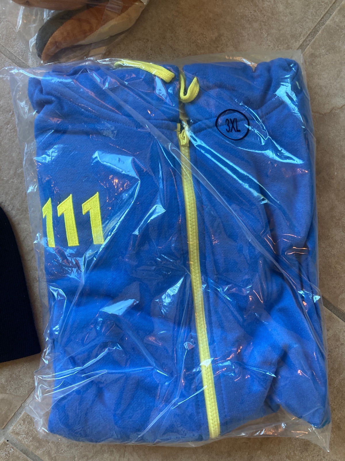 Fallout 4 x Loot Crate Limited Edition 2015 Bundle (Size: 3XL) Bethesda