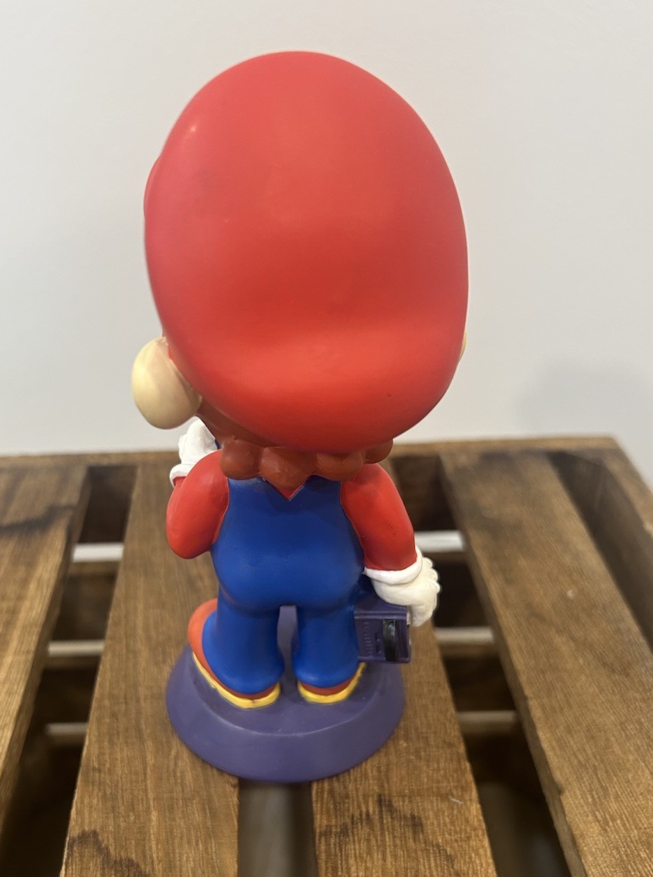 Mario GameCube Limited Edition Bobblehead 2002 Nintendo