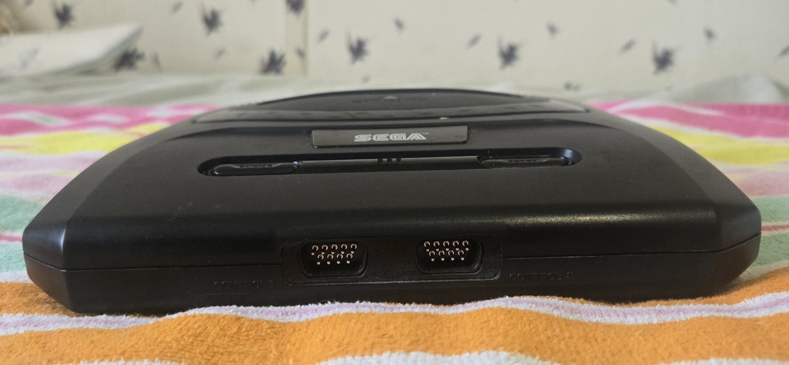 SEGA Genesis MK-1631 Console NTSC-U/C w/ Controller, RF, Power