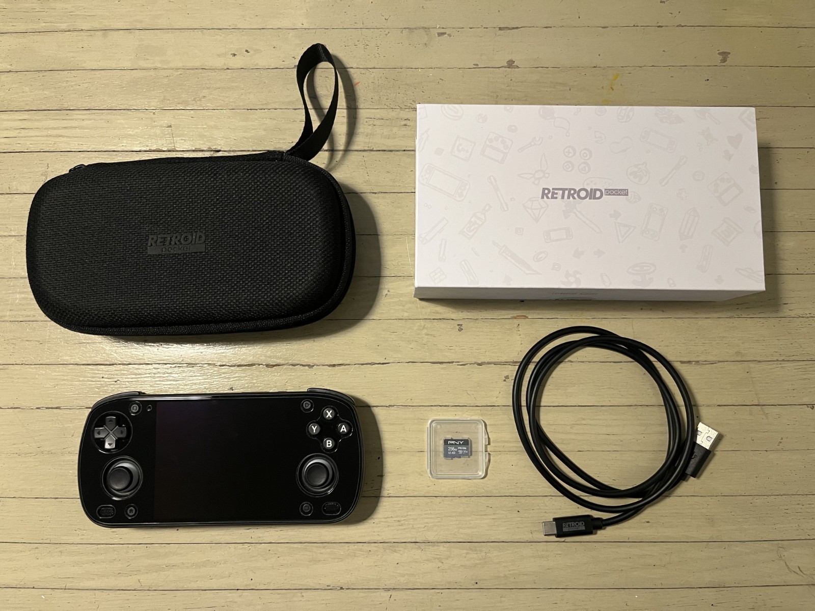 Retroid Pocket Mini V2 Handheld Console Bundle – 256GB PNY, Official Case, Box