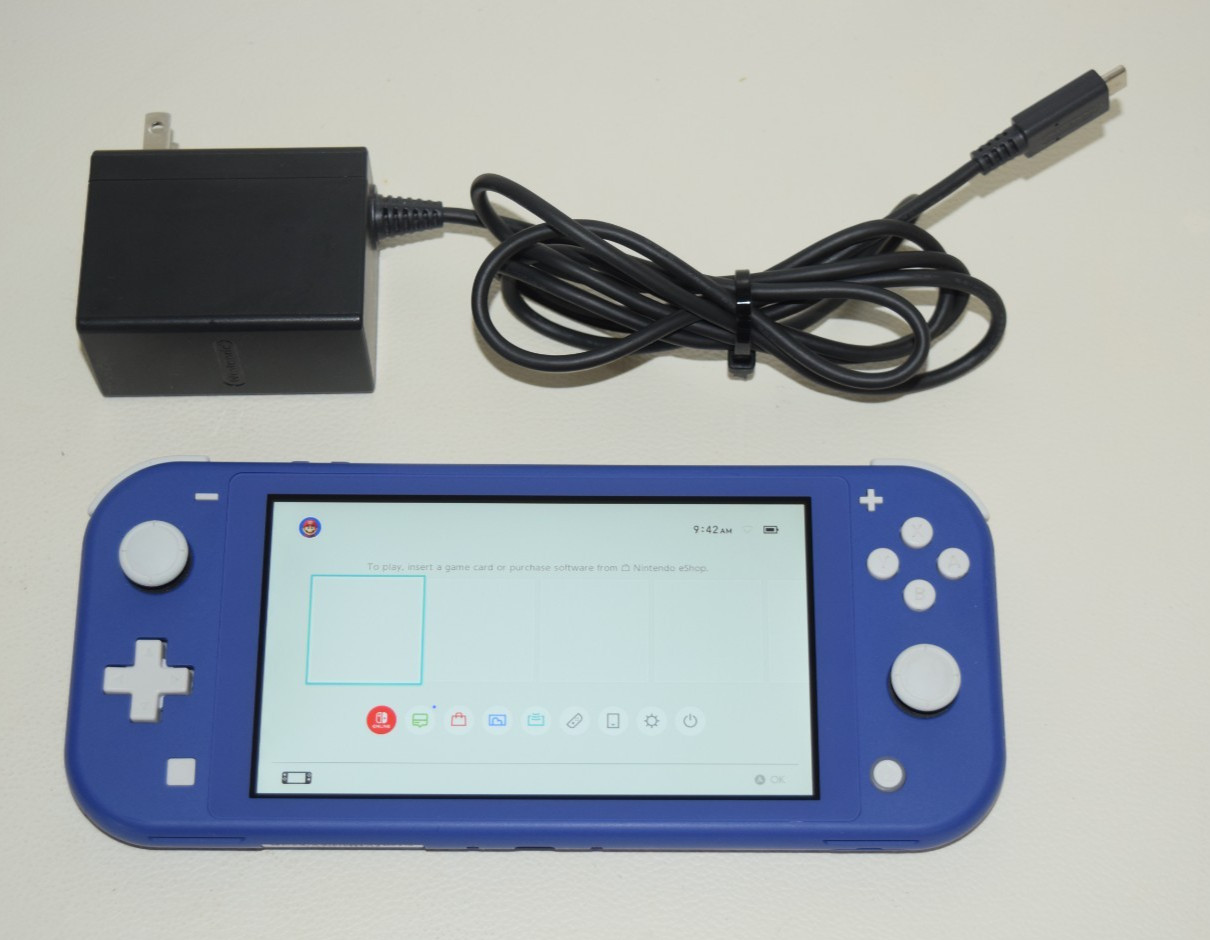 Nintendo Switch Lite Handheld Game Console HDH-001 Purple w/Charger – TESTED!