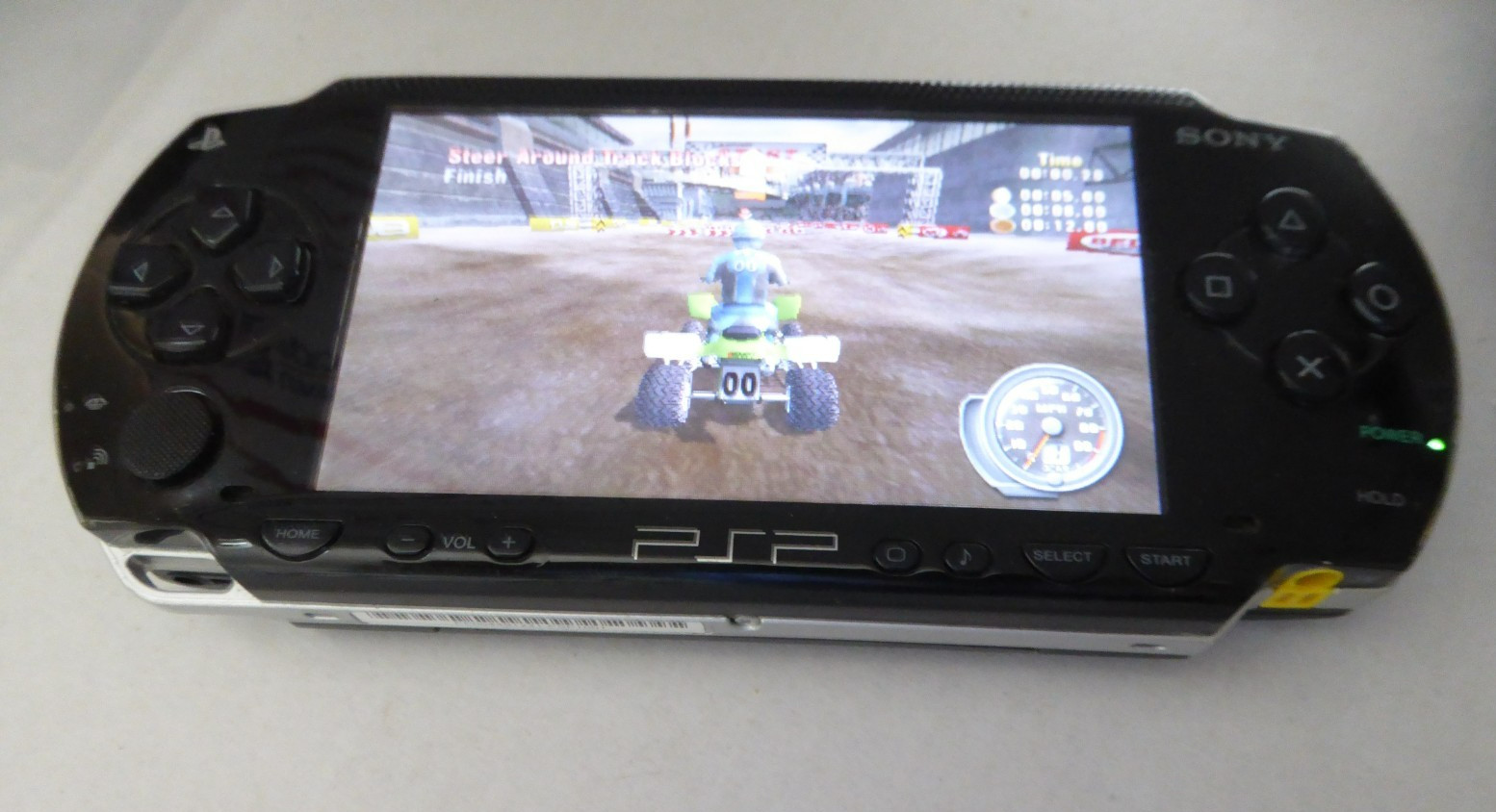 Sony PlayStation Portable PSP-1001 Gaming Console + 3 Games – Excellent