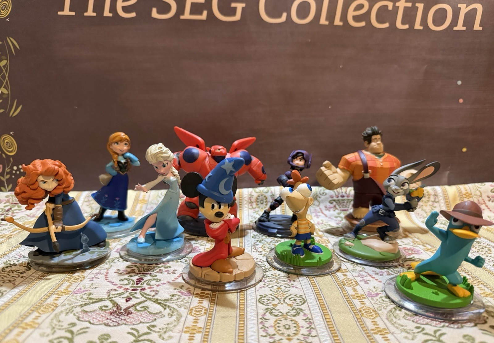 Disney Infinity Phineas Agent P Sorcerer Mickey Elsa Anna Merida Big Hero 6 LOT
