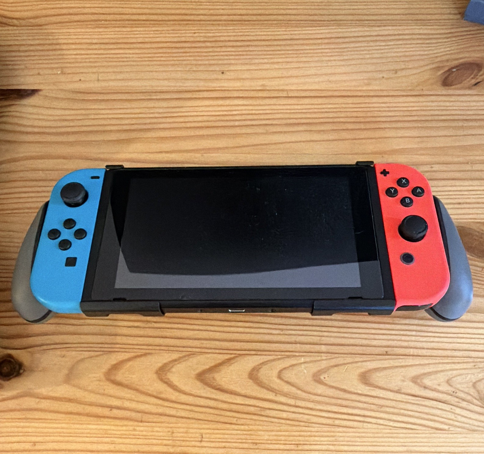 Nintendo Switch HAC-001 32GB Neon Joy-Con Smash Bros,Odyssey,Splatoon 2,Skyrim
