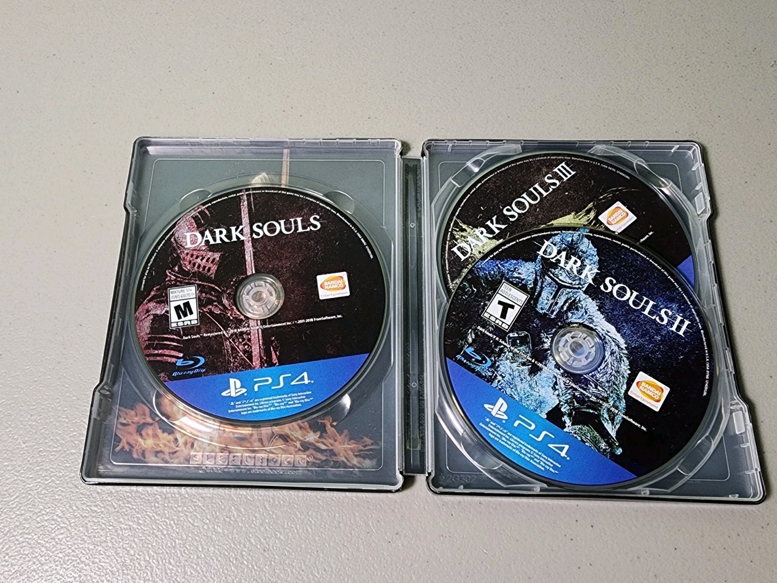 Dark Souls Trilogy 1 2 3 Steelbook CIB Complete w/ Cover PS4 Sony PlayStation 4