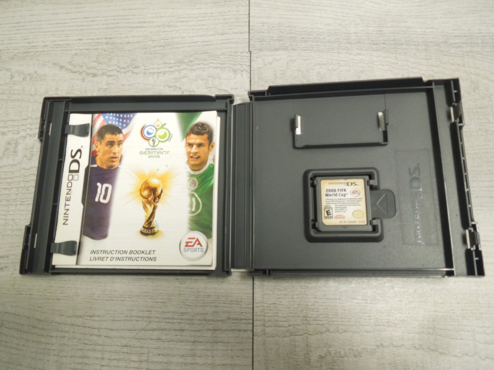 Authentic FIFA World Cup Germany 2006 Nintendo DS CIB Complete Video Game