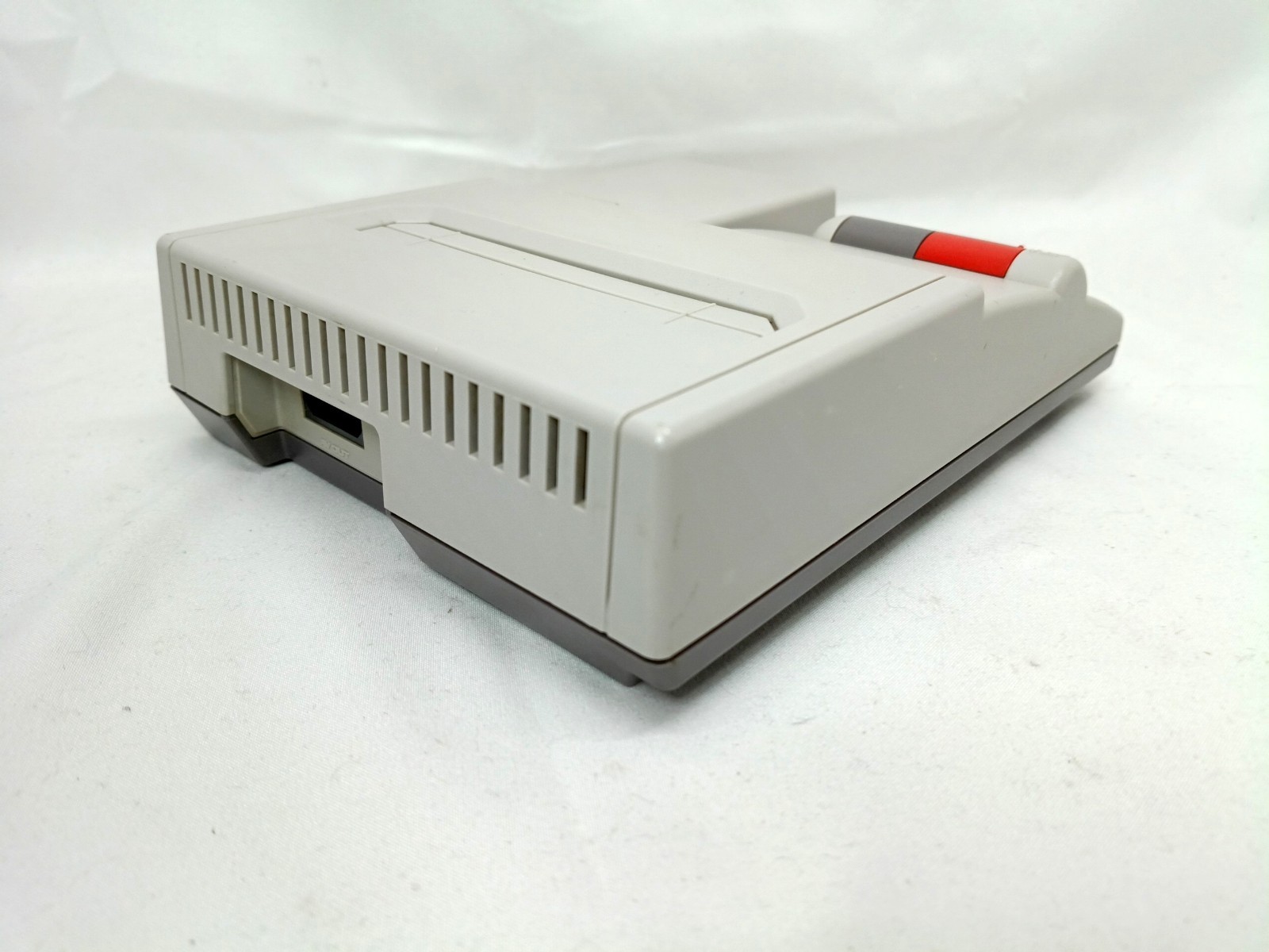 Nintendo AV Famicom Console +Super Mario 1,2,3 (USA) New Famicom NTSC-J Tested