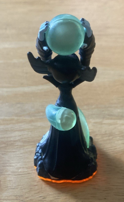 Skylanders Giants – Series 2 – Hex – Figure – Activision