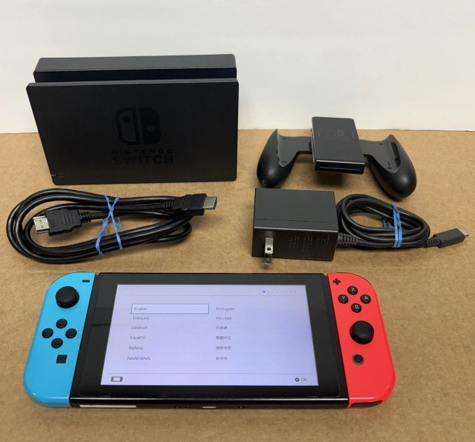 Nintendo Switch HAC-001 32GB Console Neon Red/Blue Joy-Con Dock HDMI Grip
