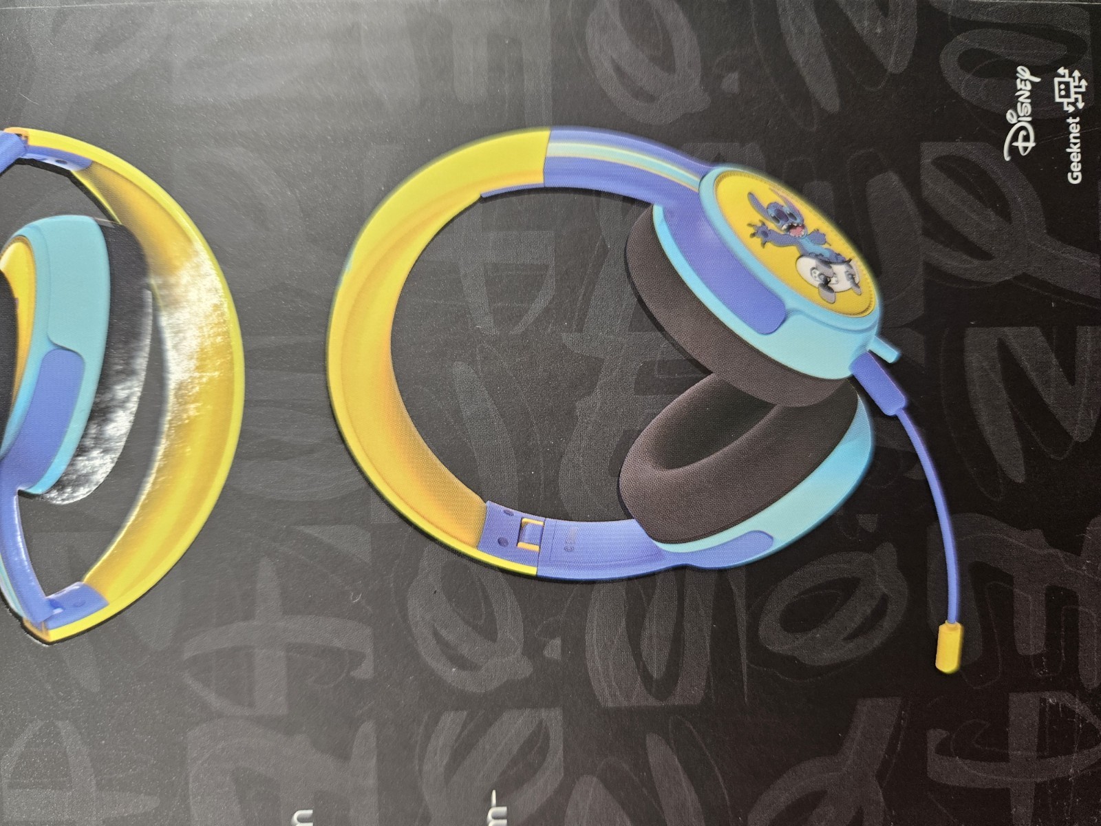 Disney Lilo and Stitch – Stitch Wired Headset GameStop Exclusive
