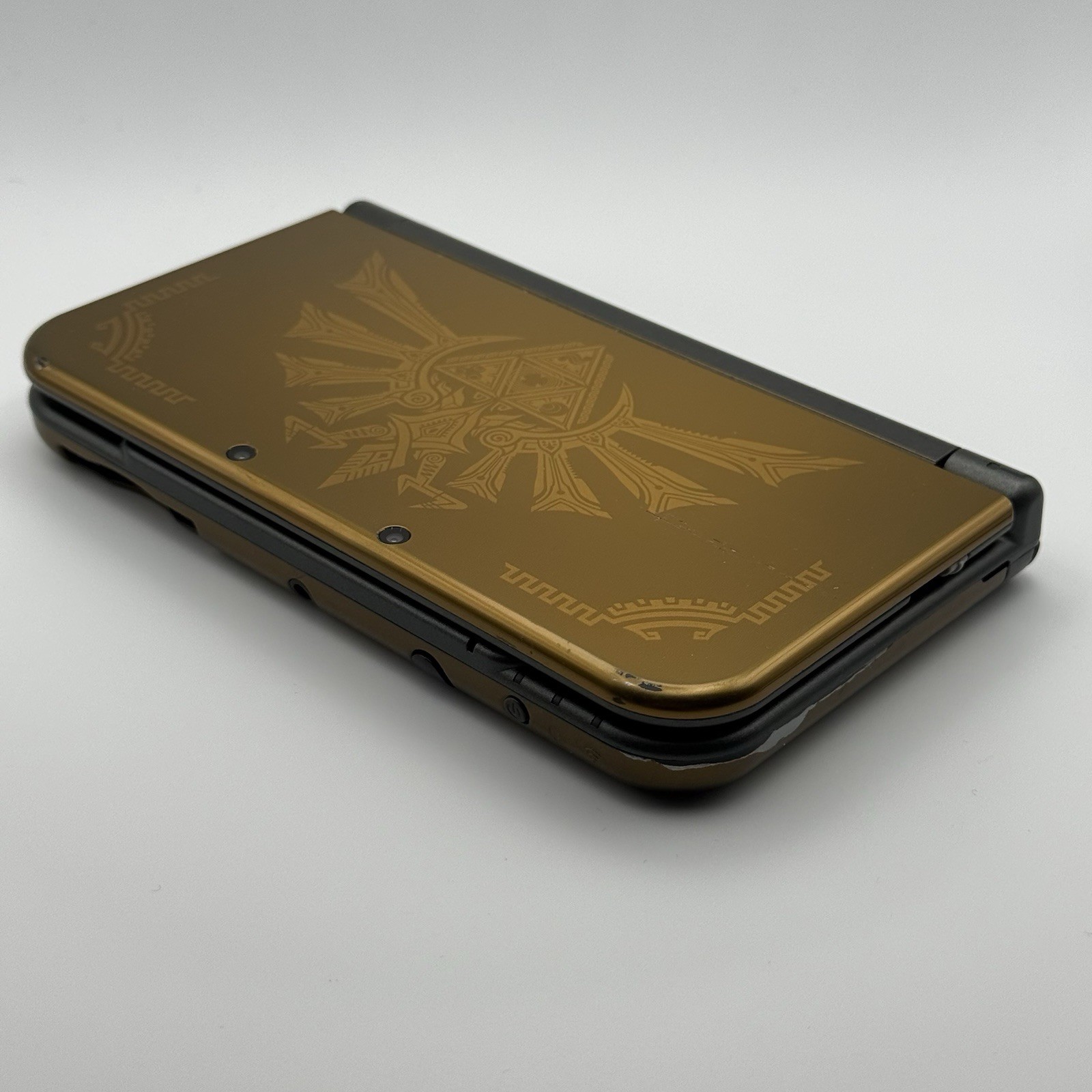 “new” Nintendo 3DS XL Zelda Hyrule Edition Console Dual IPS w/Charger – Tested