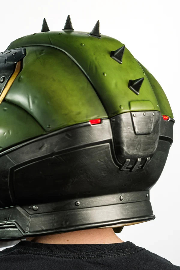 Doom: The Dark Ages Doom Slayer Wearable Helmet LED Bundle + Keycard x3 Patches