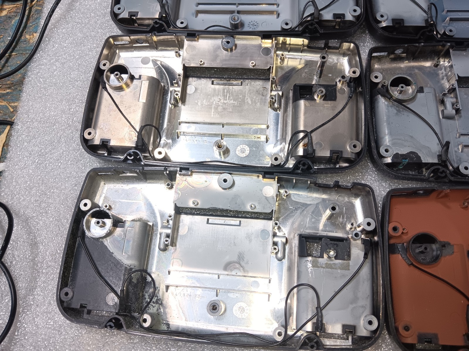 SEGA Game Gear 2110 EXACT EMPTY BACK BATTERY CORROSION X6 ONLY-INTACT-SEE ALL